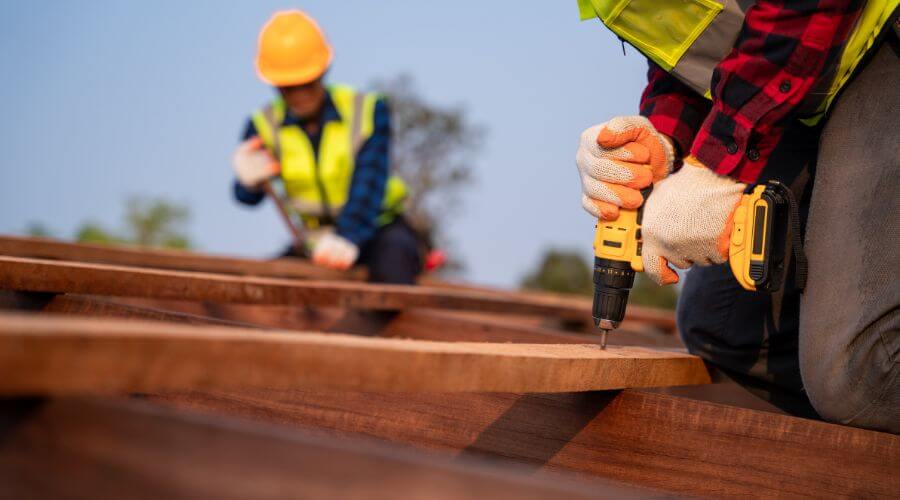 Expert tile roof repair services in Winnetoon, NE